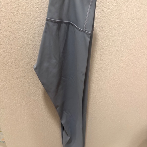 Lululemon Fast and Free Leggings - Picture 3 of 3